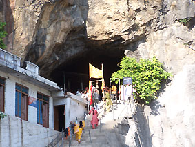 Пещера Шива Кхори