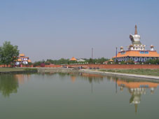 Ступа Великого Лотоса