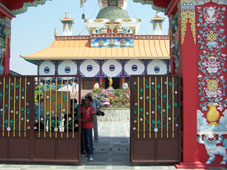 Врата Ступы Великого Лотоса