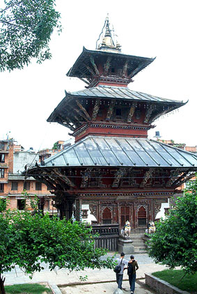 Храм Рато Махендранатх